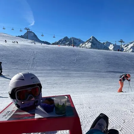 Les 2 Alpes 6 Personnes Au Coeur De La Station Apartment Les Deux Alpes